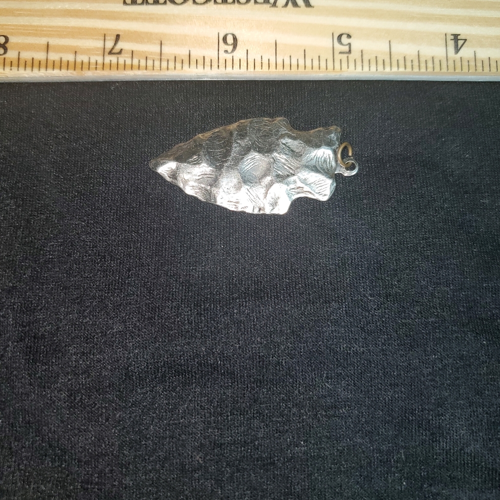 Vintage Arrowhead pendant silver tone metal